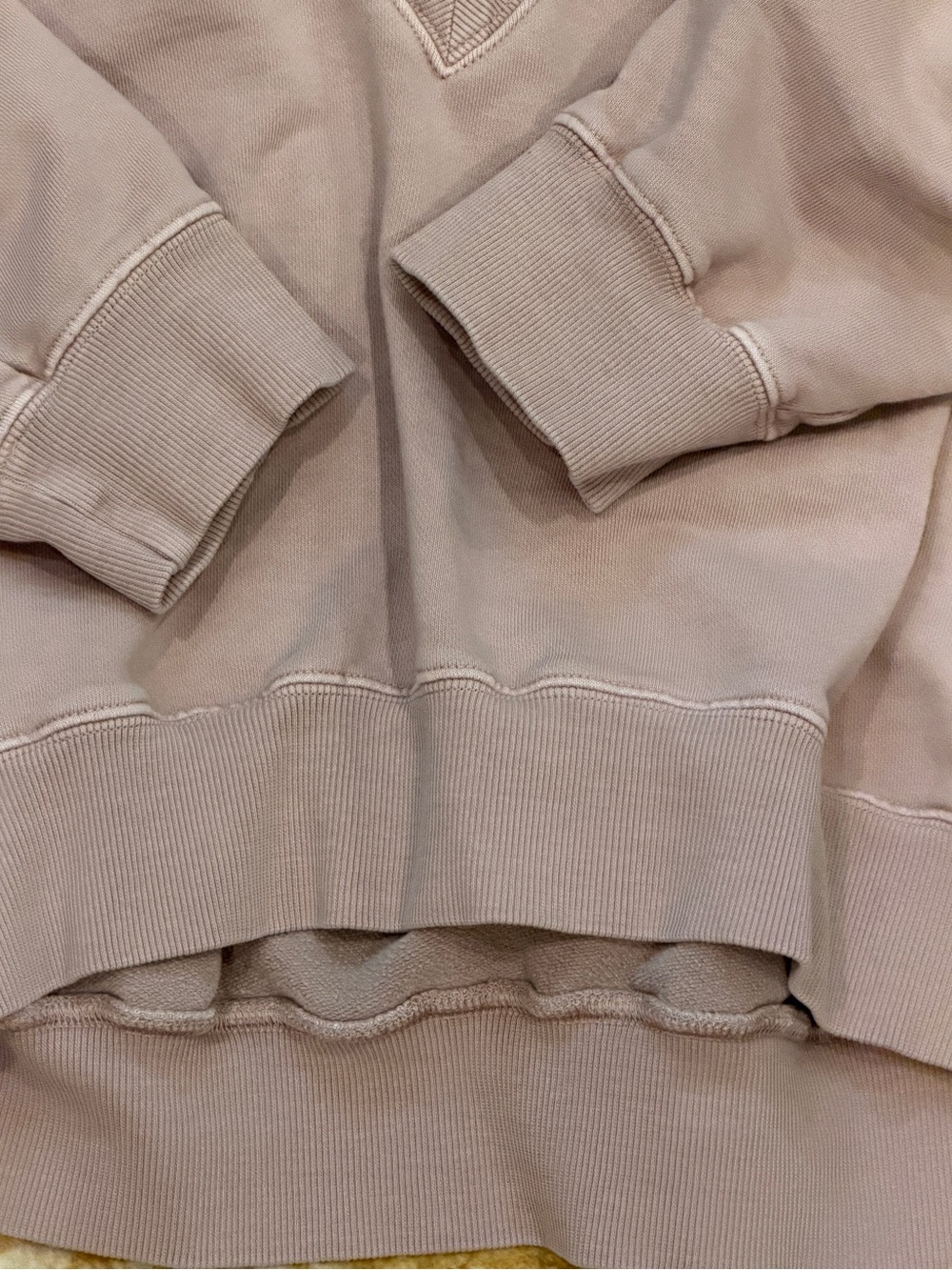 SKIMS Sweater - Picture 5 of 5